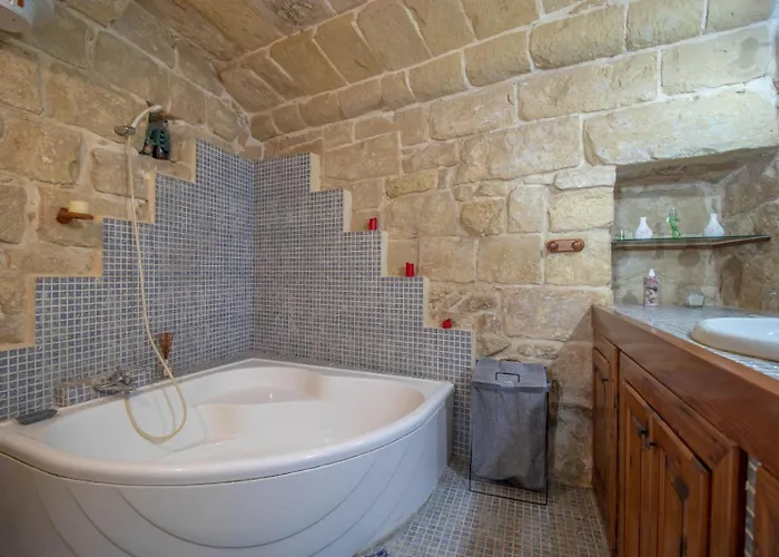 Charming Traditional * Żejtun