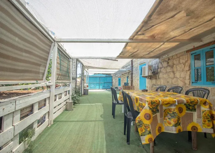 Case de vacanță Charming Traditional *